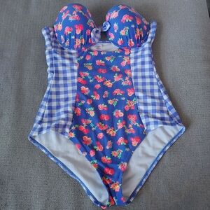 BONGO One Piece Strapless Swimsuit Sz-L